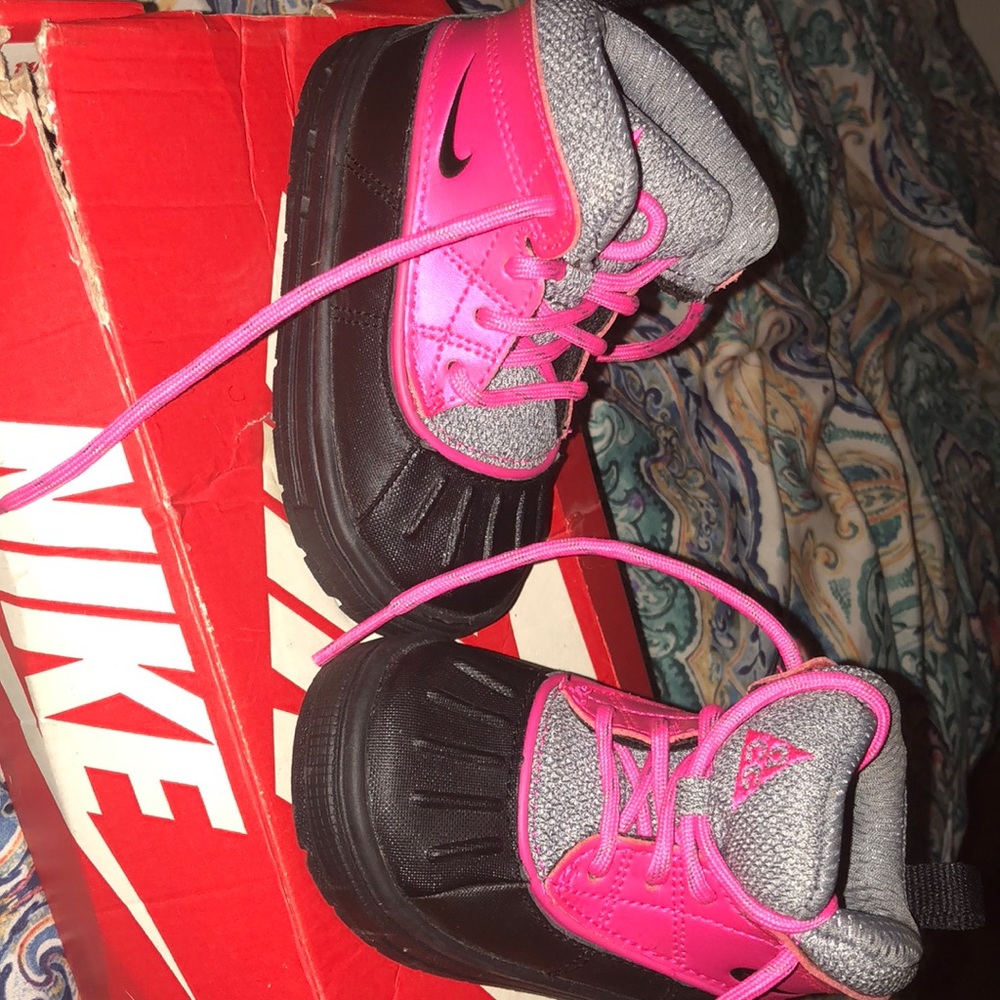 Nike Acg